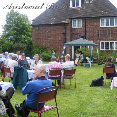 Harpist Hannah Allaway picture 4