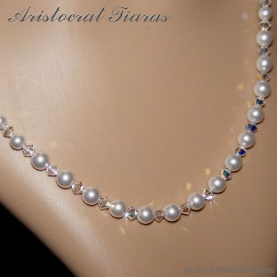 Lady Aurelia handmade Swarovski pearls necklace picture 5