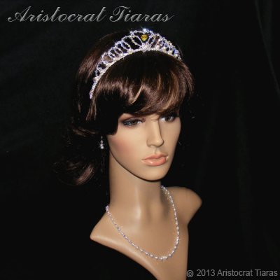 Lady Aurelia handmade Swarovski pearls necklace picture 6