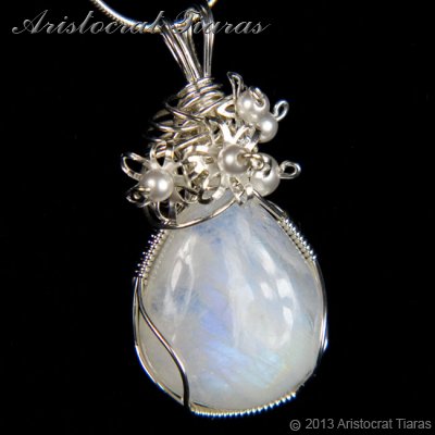 Lady Grace 925 flowers pearls moonstone necklace picture 2