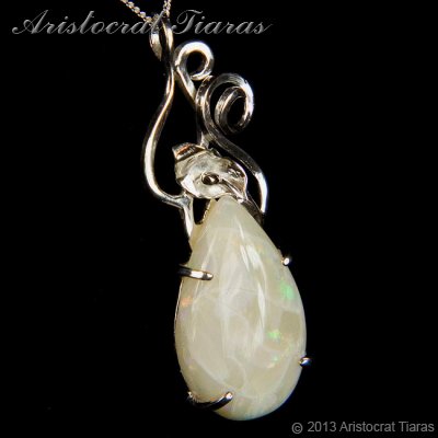 Lady Katherine 925 silver leaf Opal necklace picture 5