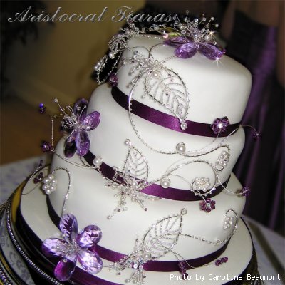 Wedding cake for Christina and Stephen picture 11