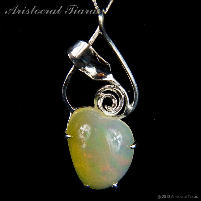 Lady Elise 925 silver swirls leaf heart opal necklace