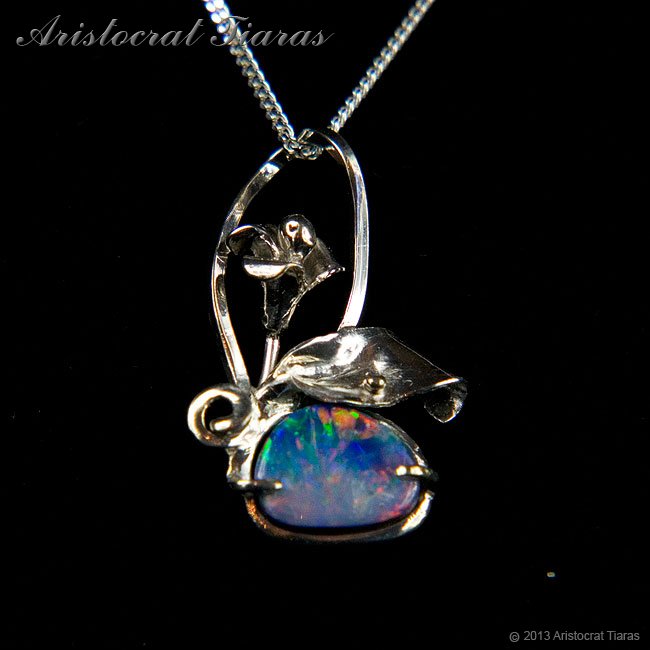 Lady Kalani 925 silver Opal doublet necklace
